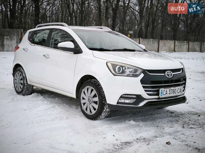 Хэтчбек JAC S2 2017 в Умани