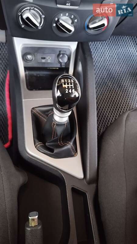 Хэтчбек JAC S3 2015 в Полтаве