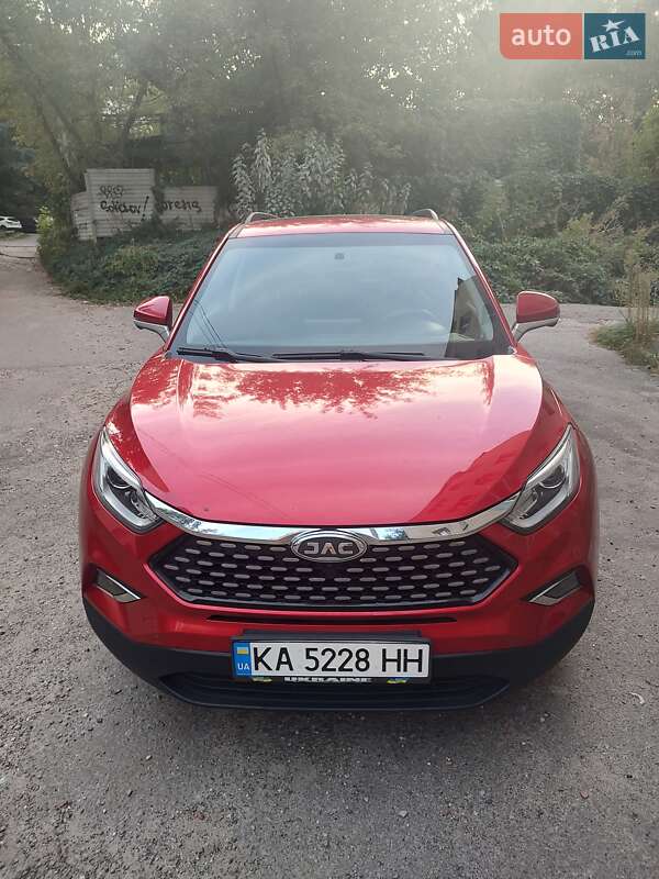 Внедорожник / Кроссовер JAC S4 2021 в 