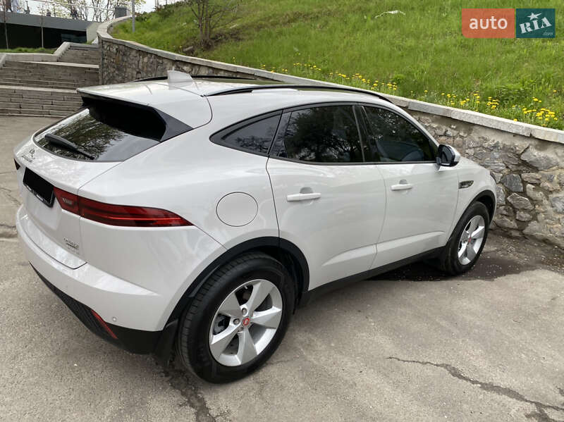 Позашляховик / Кросовер Jaguar E-Pace 2018 в Києві