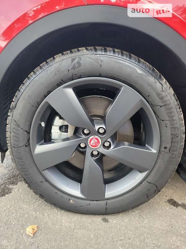 Позашляховик / Кросовер Jaguar E-Pace 2020 в Запоріжжі