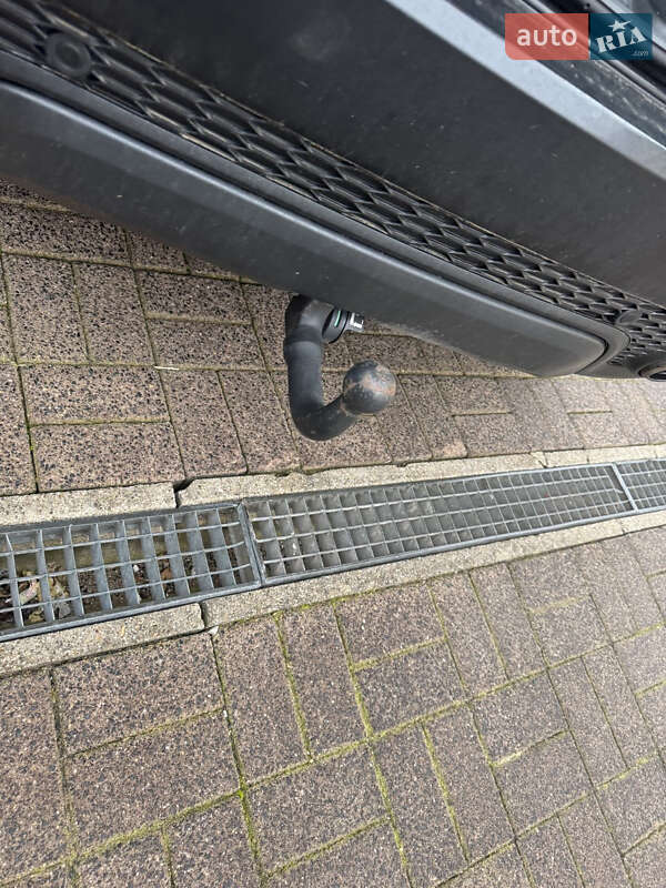 Внедорожник / Кроссовер Jaguar E-Pace 2017 в Ивано-Франковске фото 6 Внедорожник / Кроссовер Jaguar E-Pace 2017 в Ивано-Франковске