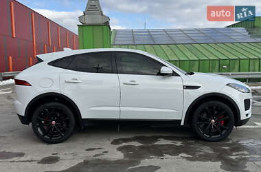 Внедорожник / Кроссовер Jaguar E-Pace 2018 в 