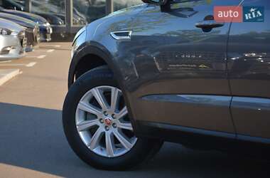 Позашляховик / Кросовер Jaguar E-Pace 2019 в 