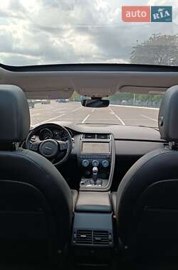 Внедорожник / Кроссовер Jaguar E-Pace 2018 в 