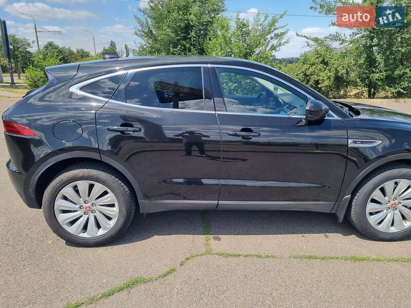 Позашляховик / Кросовер Jaguar E-Pace 2017 в Кривому Розі