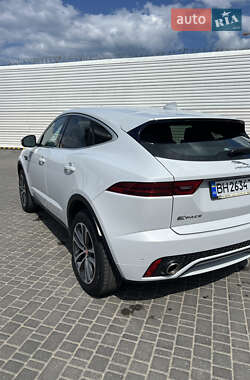 Внедорожник / Кроссовер Jaguar E-Pace 2017 в 