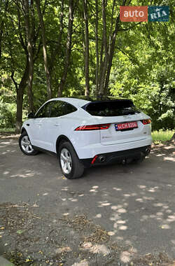 Позашляховик / Кросовер Jaguar E-Pace 2018 в 