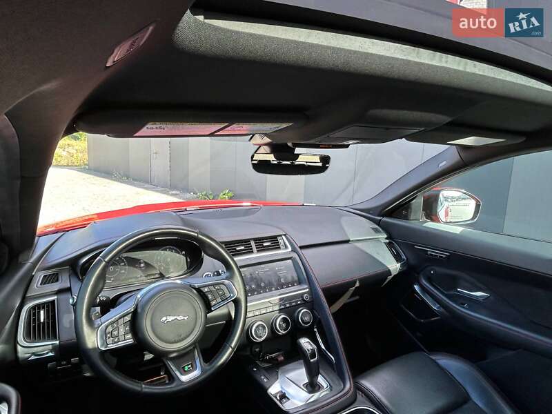 Внедорожник / Кроссовер Jaguar E-Pace 2020 в Киеве