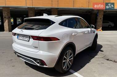 Внедорожник / Кроссовер Jaguar E-Pace 2018 в 