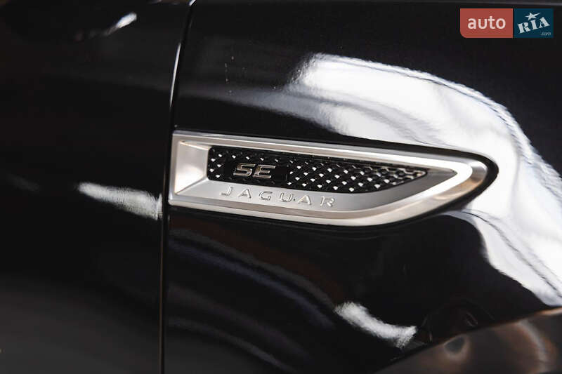 Внедорожник / Кроссовер Jaguar E-Pace 2018 в Одессе