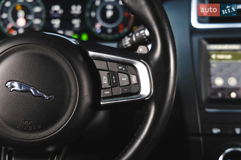 Внедорожник / Кроссовер Jaguar E-Pace 2018 в Одессе