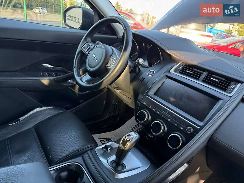 Позашляховик / Кросовер Jaguar E-Pace 2018 в Луцьку