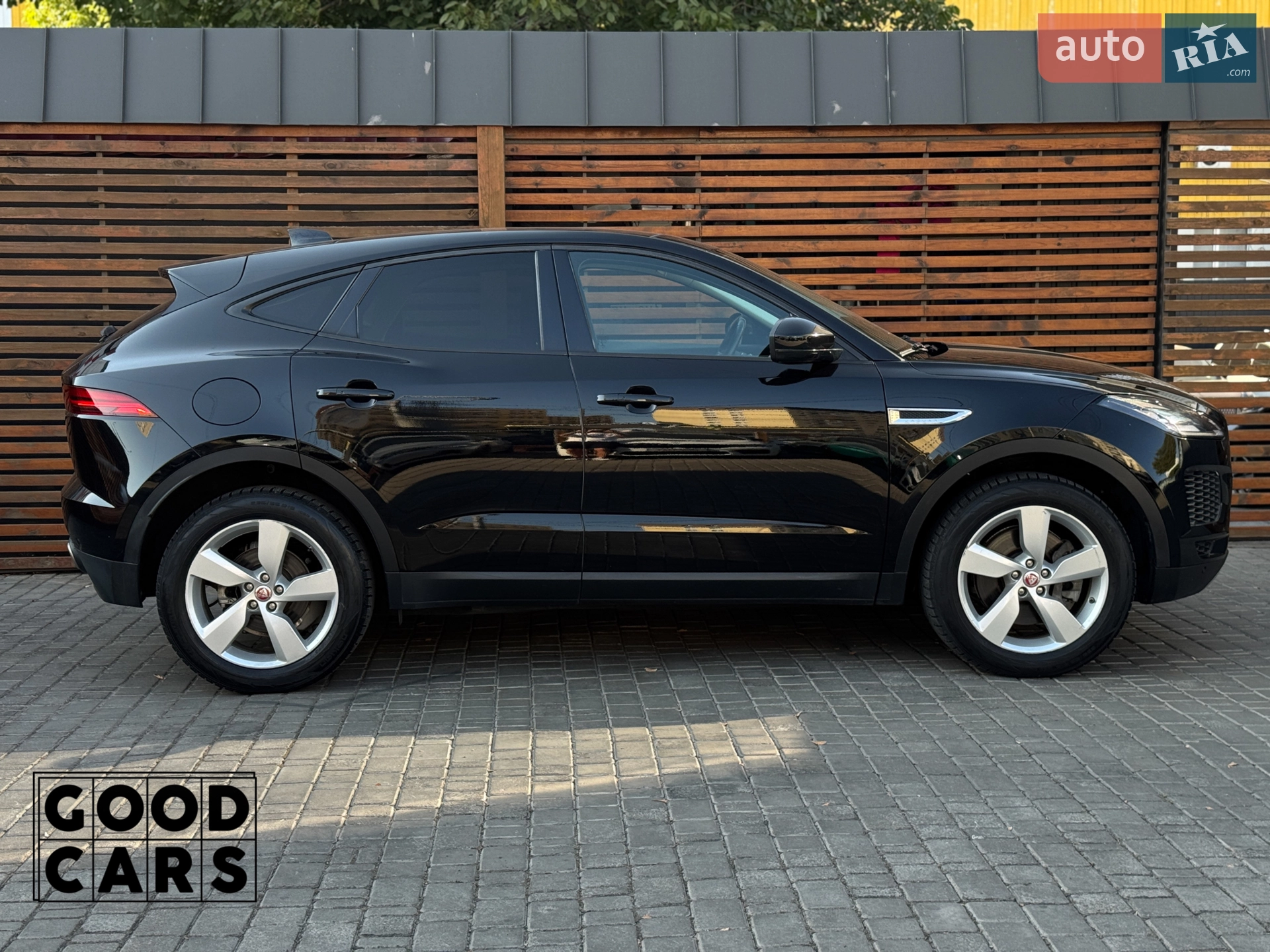 2019 Jaguar E-Pace - мініатюра 8