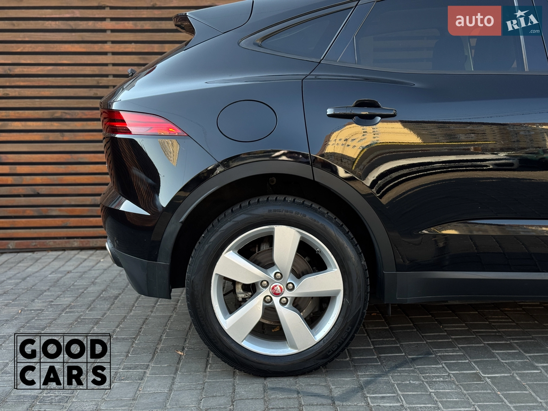 2019 Jaguar E-Pace - мініатюра 12