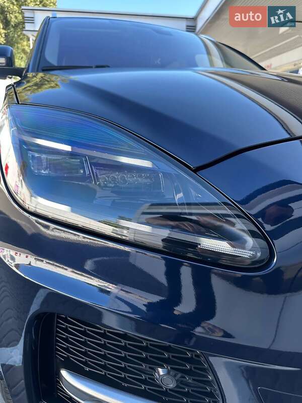 Позашляховик / Кросовер Jaguar E-Pace 2021 в Києві