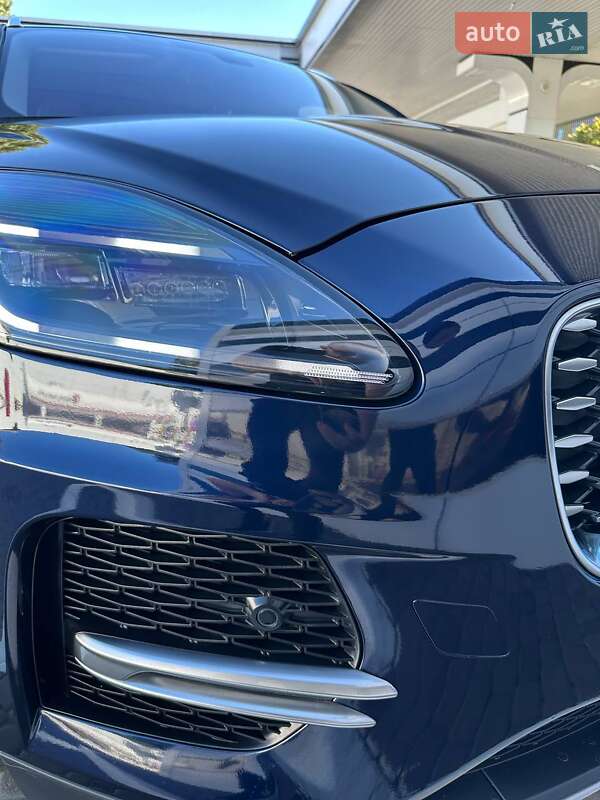 Позашляховик / Кросовер Jaguar E-Pace 2021 в Києві