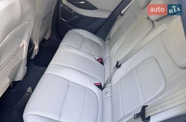 Внедорожник / Кроссовер Jaguar E-Pace 2018 в Киеве