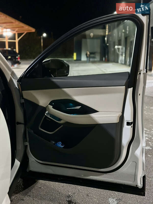 Внедорожник / Кроссовер Jaguar E-Pace 2019 в Харькове фото 12 Внедорожник / Кроссовер Jaguar E-Pace 2019 в Харькове