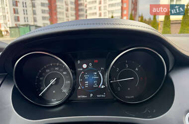 Внедорожник / Кроссовер Jaguar E-Pace 2018 в 