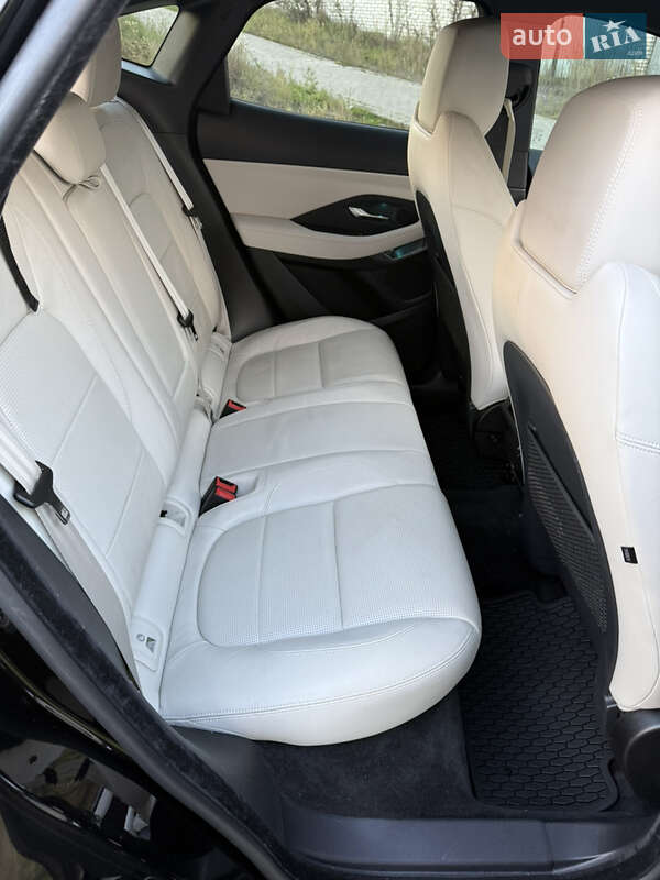 Позашляховик / Кросовер Jaguar E-Pace 2019 в Львові