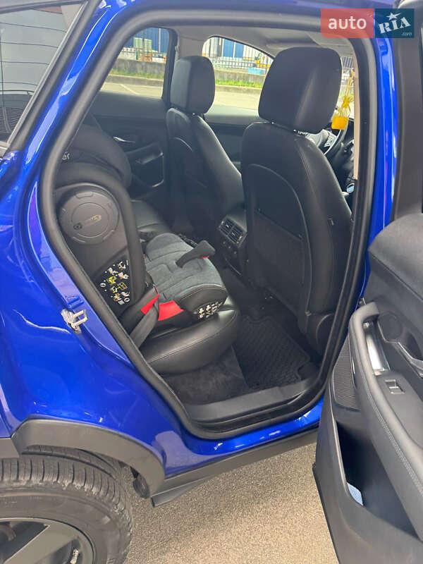 Внедорожник / Кроссовер Jaguar E-Pace 2018 в Киеве фото 9 Внедорожник / Кроссовер Jaguar E-Pace 2018 в Киеве