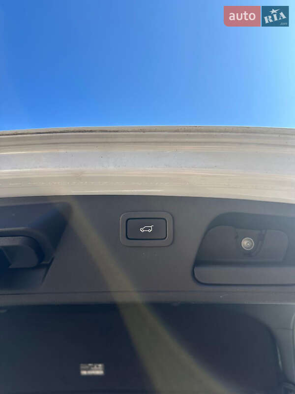 Позашляховик / Кросовер Jaguar E-Pace 2019 в Івано-Франківську фото 16 Позашляховик / Кросовер Jaguar E-Pace 2019 в Івано-Франківську