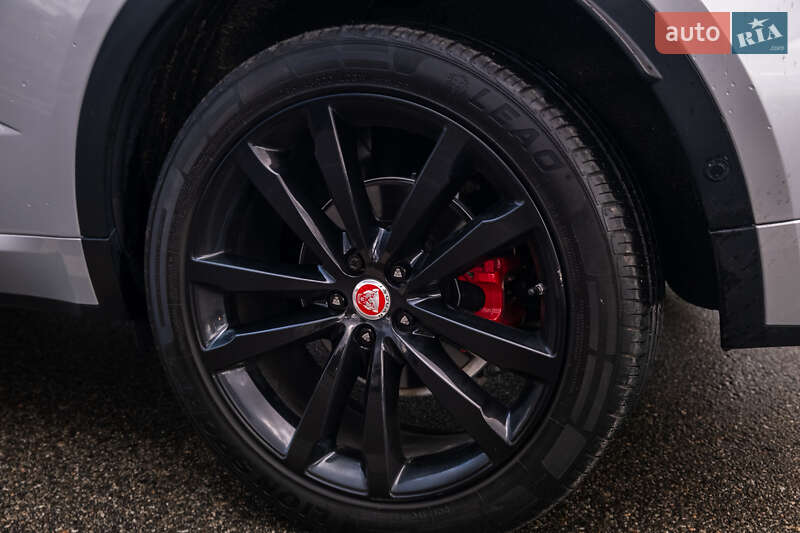 Внедорожник / Кроссовер Jaguar E-Pace 2019 в Ирпене