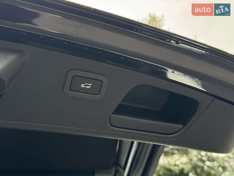 Позашляховик / Кросовер Jaguar E-Pace 2019 в Києві