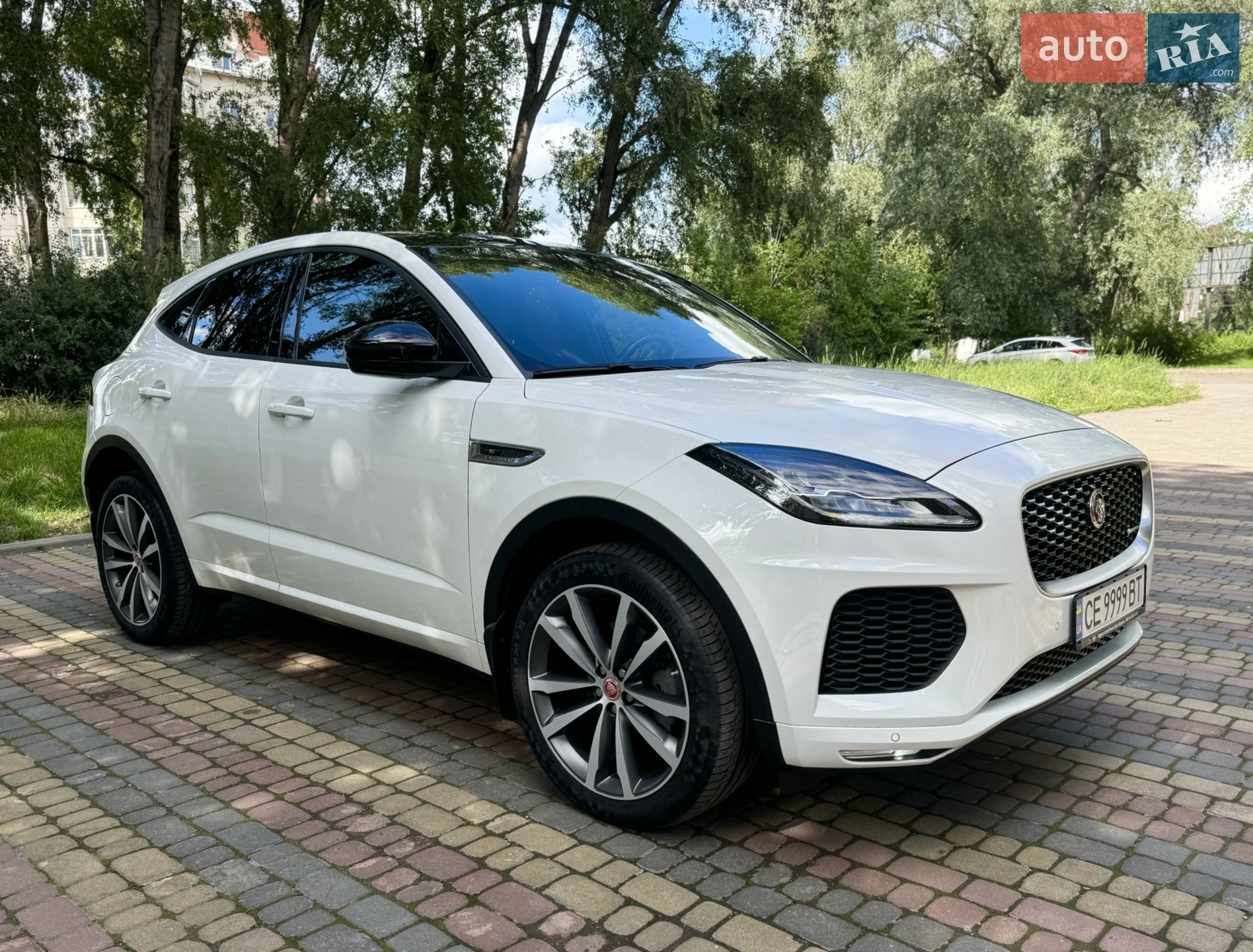 2020 Jaguar E-Pace - мініатюра 48