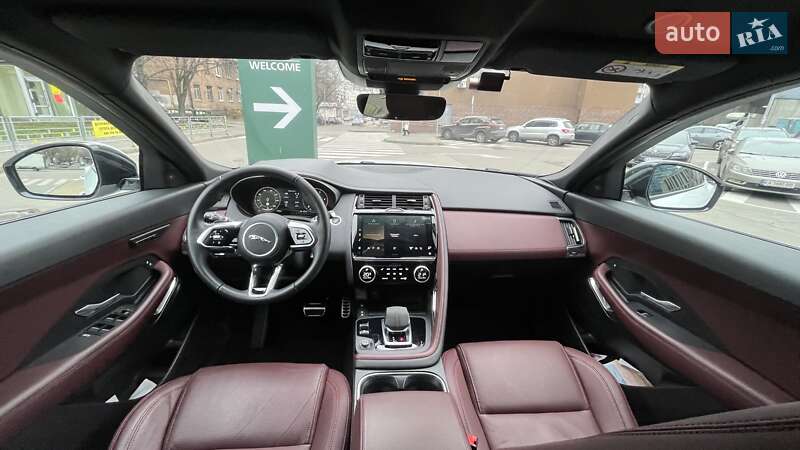 Внедорожник / Кроссовер Jaguar E-Pace 2023 в Киеве