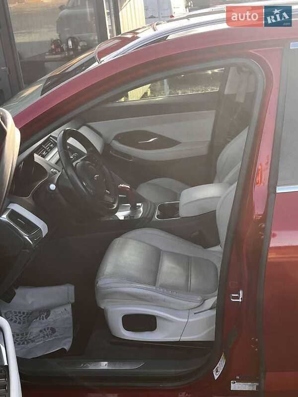 Внедорожник / Кроссовер Jaguar E-Pace 2018 в Луцке фото 10 Внедорожник / Кроссовер Jaguar E-Pace 2018 в Луцке