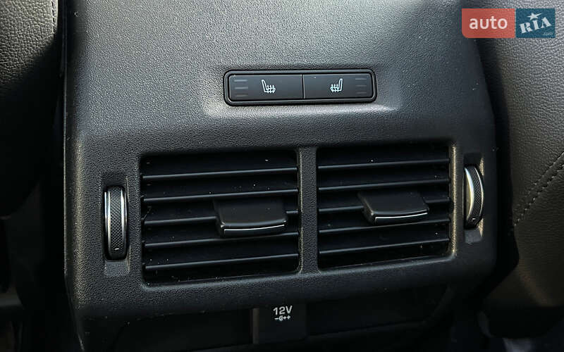 Внедорожник / Кроссовер Jaguar E-Pace 2018 в Львове фото 20 Внедорожник / Кроссовер Jaguar E-Pace 2018 в Львове