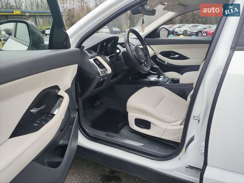 Внедорожник / Кроссовер Jaguar E-Pace 2019 в Львове фото 12 Внедорожник / Кроссовер Jaguar E-Pace 2019 в Львове