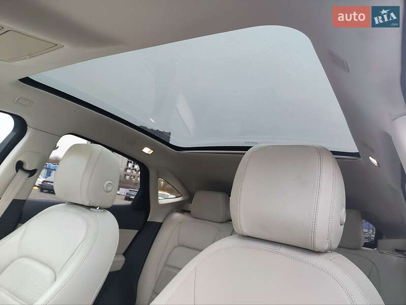 Внедорожник / Кроссовер Jaguar E-Pace 2019 в Львове фото 29 Внедорожник / Кроссовер Jaguar E-Pace 2019 в Львове