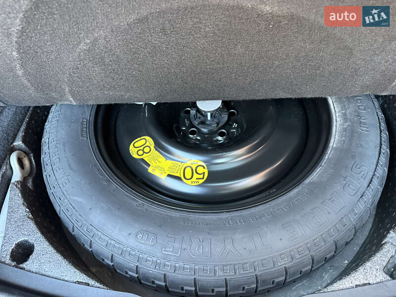 Внедорожник / Кроссовер Jaguar E-Pace 2019 в Броварах