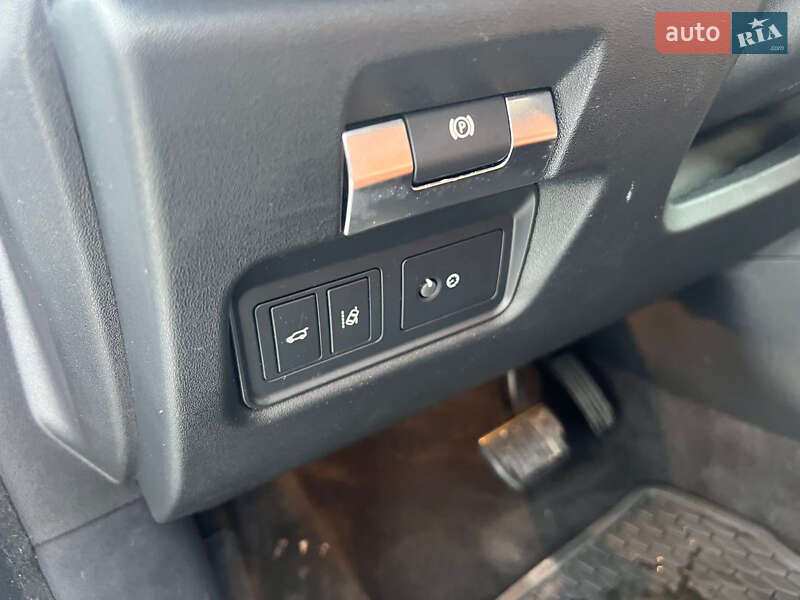 Позашляховик / Кросовер Jaguar E-Pace 2019 в Тернополі