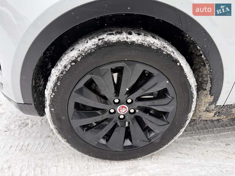 Внедорожник / Кроссовер Jaguar E-Pace 2017 в Киеве фото 13 Внедорожник / Кроссовер Jaguar E-Pace 2017 в Киеве