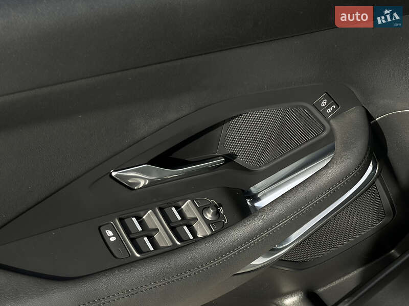 Внедорожник / Кроссовер Jaguar E-Pace 2019 в Киеве фото 29 Внедорожник / Кроссовер Jaguar E-Pace 2019 в Киеве