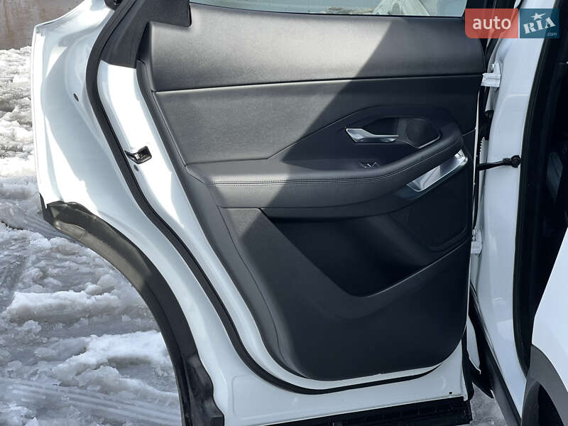 Внедорожник / Кроссовер Jaguar E-Pace 2019 в Киеве фото 42 Внедорожник / Кроссовер Jaguar E-Pace 2019 в Киеве