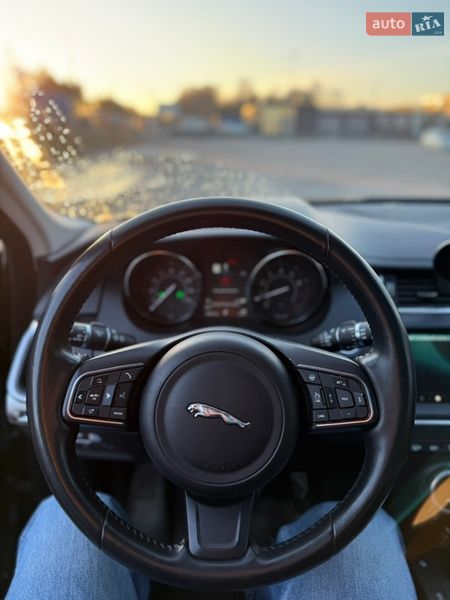 Позашляховик / Кросовер Jaguar E-Pace 2018 в Ковелі