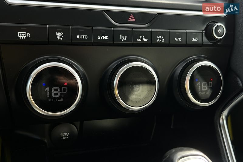 Внедорожник / Кроссовер Jaguar E-Pace 2019 в Львове