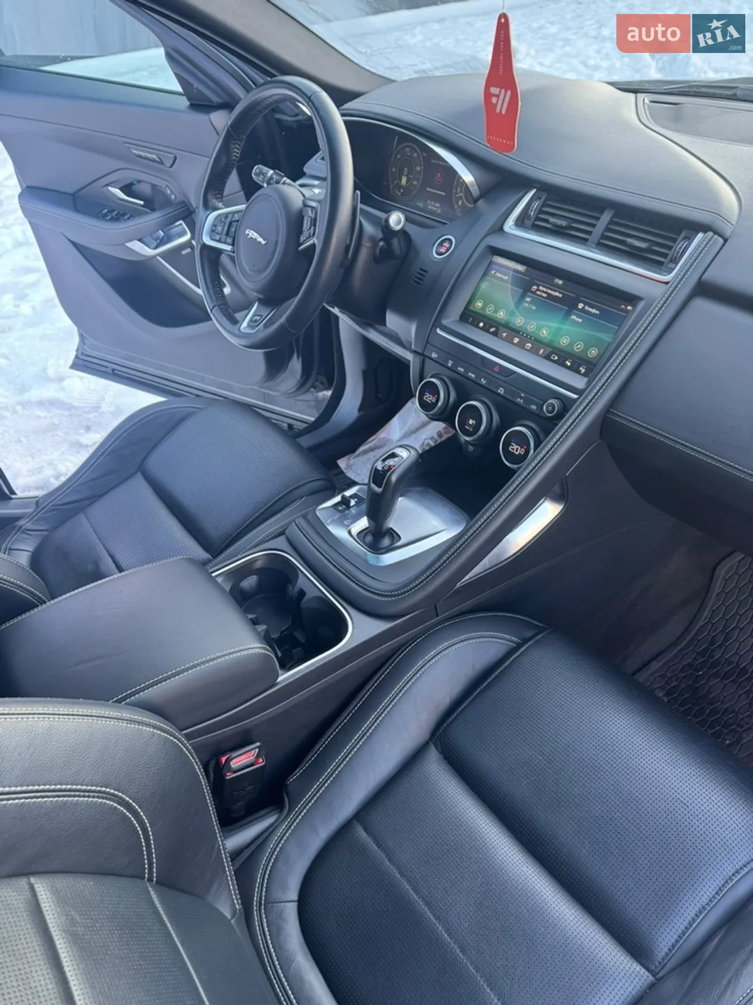 2018 Jaguar E-Pace - мініатюра 8