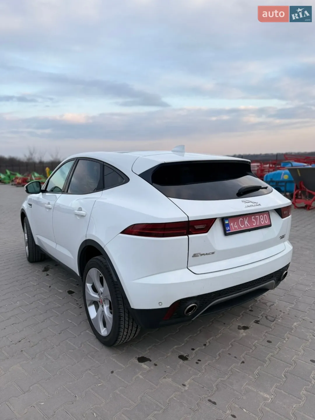 2019 Jaguar E-Pace - мініатюра 12