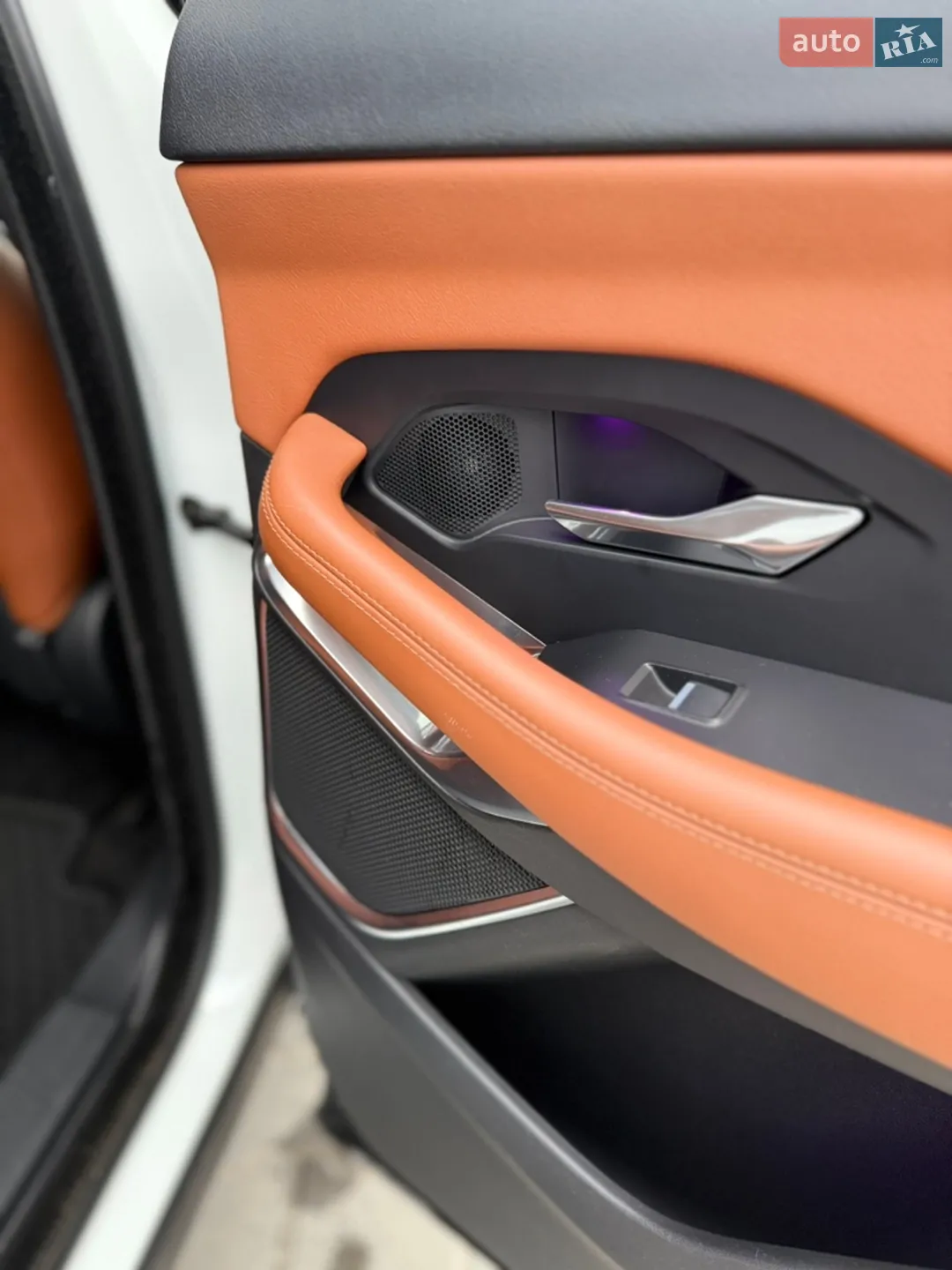 2019 Jaguar E-Pace - мініатюра 21