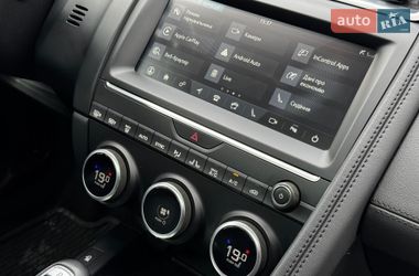 Позашляховик / Кросовер Jaguar E-Pace 2018 в Львові