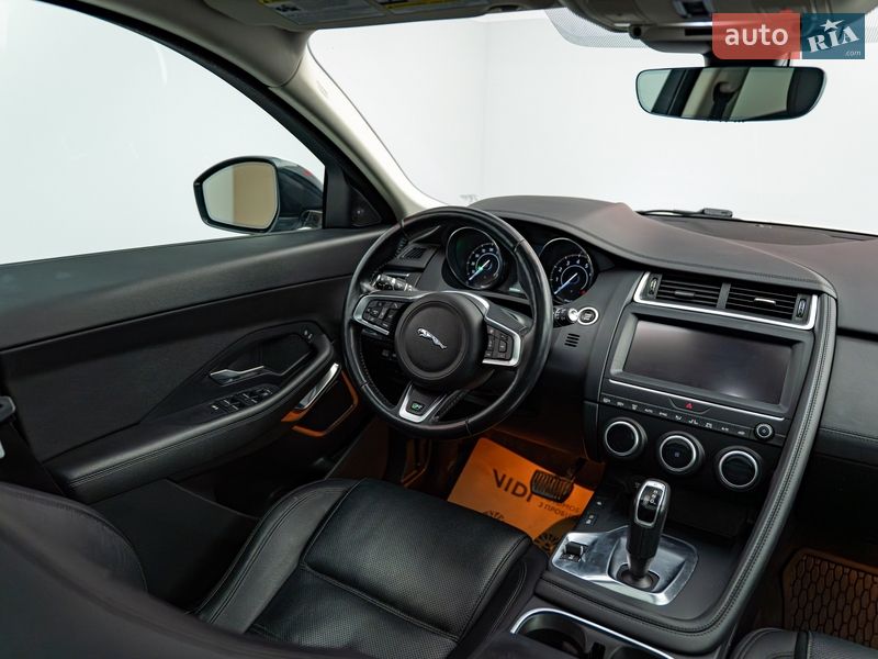 Внедорожник / Кроссовер Jaguar E-Pace 2019 в Киеве