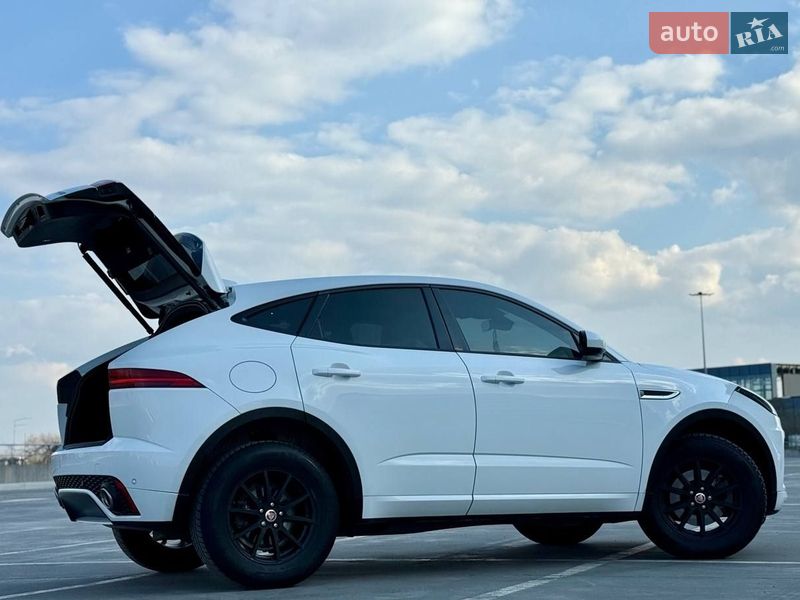 Позашляховик / Кросовер Jaguar E-Pace 2019 в Києві