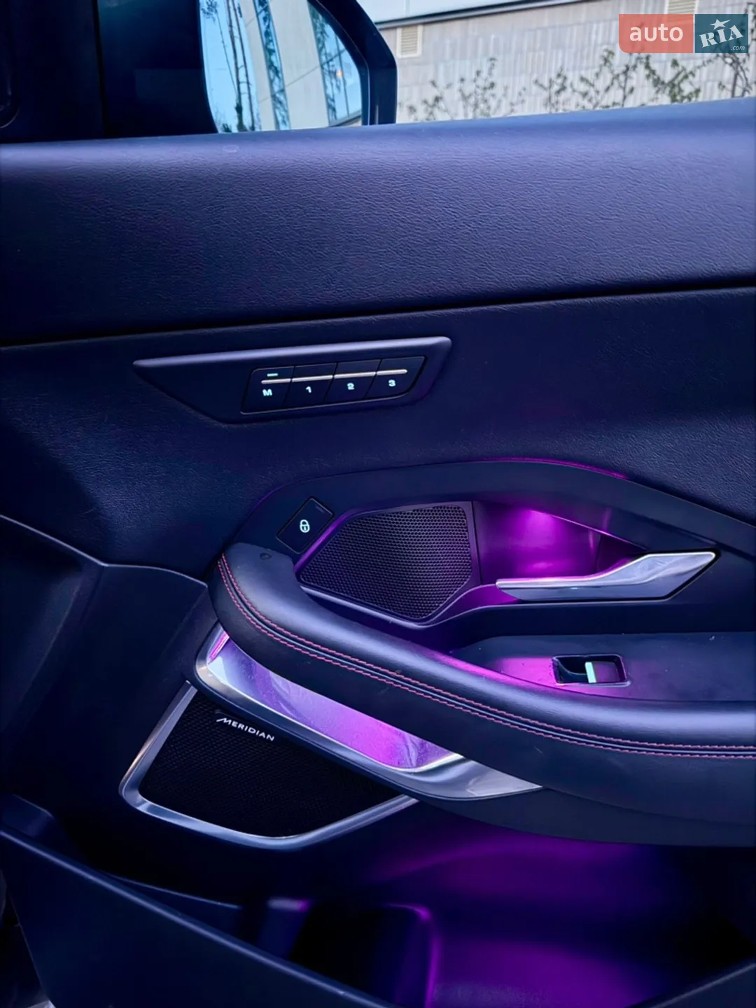 2018 Jaguar E-Pace - мініатюра 19
