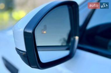 Внедорожник / Кроссовер Jaguar E-Pace 2018 в Киеве